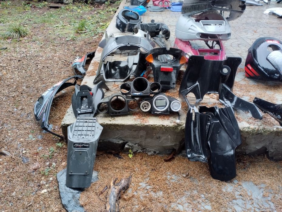 Malaguti f10 f12 f15 Спойлери и пластмаси