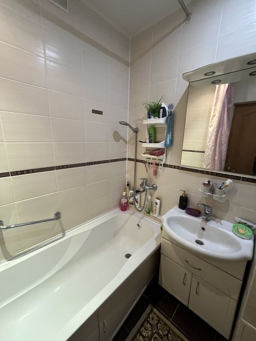 Продам 2-комнатную, 58,5 м², Сарыарка 50