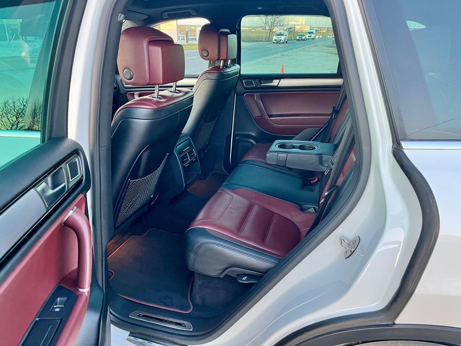 Volkswagen Touareg / Model Exclusive