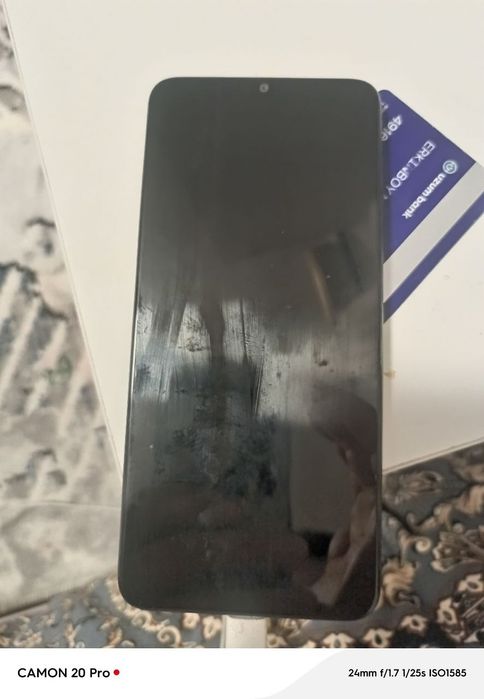 Xonor x7a sotiladi srochna narxi 800 ming real oladiganla tel qilsin