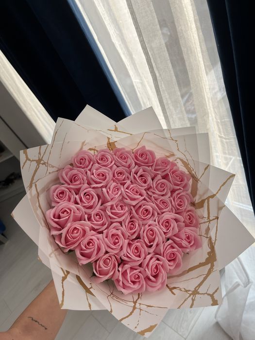 Buchet 19 trandafiri sapun ieftin!!! Personalizat