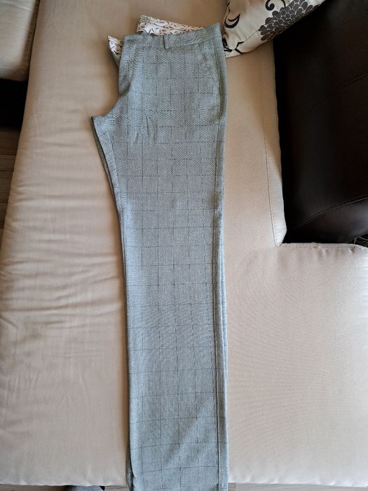 Елегантен мъжки костюм (сако + панталон)