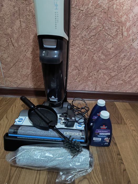 Моющий пылесос "Bissell 3598E