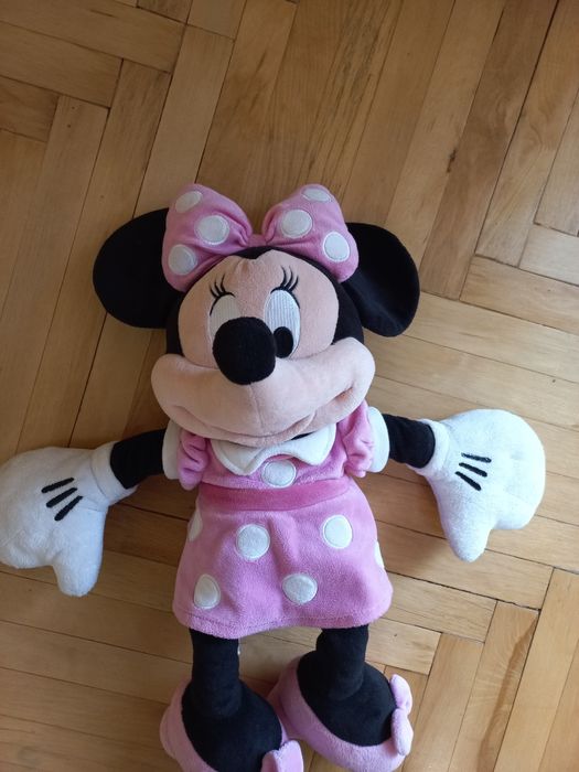 Pluss  Minnie  .