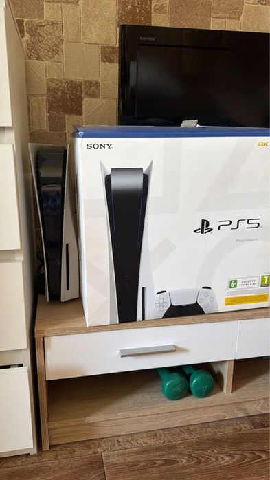 Playstation 5 в коробке