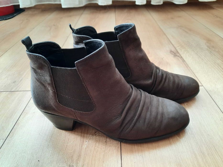 vanzare botine de piele