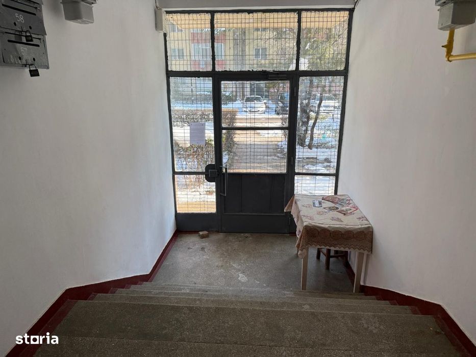 Inchiriere apartament 2 camere, mobilat, Targoviste, micro 9