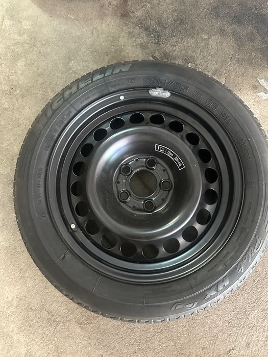 Зимни гуми с джанти 205/55 R 16 Мерцедес