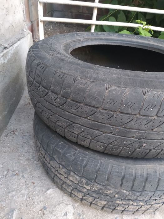 Продам покрышки на запаску