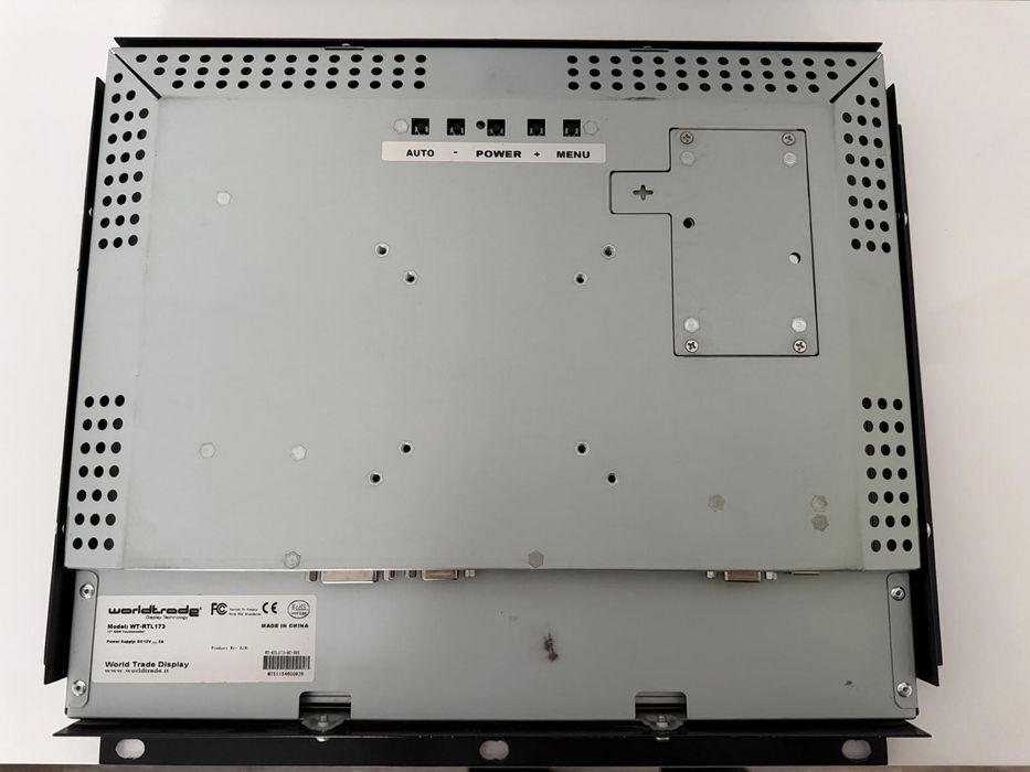 Monitor touchscreen 17’ complet, ideal Kiosk, POS, vending