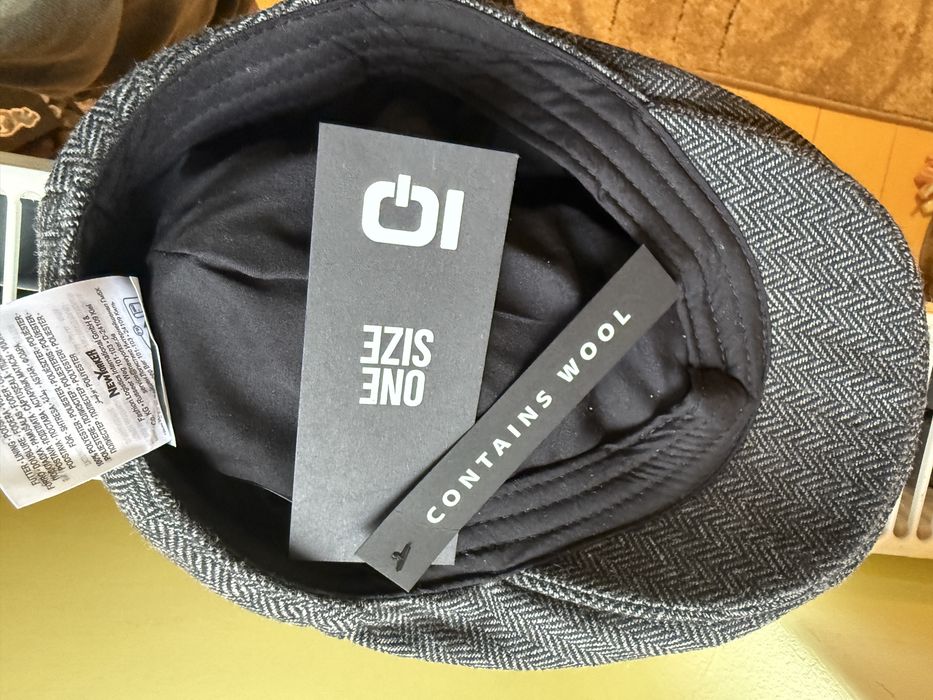 Caciulă gală lănă gri nouă