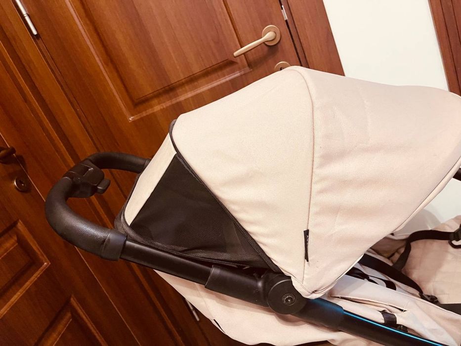 Бебешка количка Easywalker Jackey с кош за новородено - много удобна и компактна