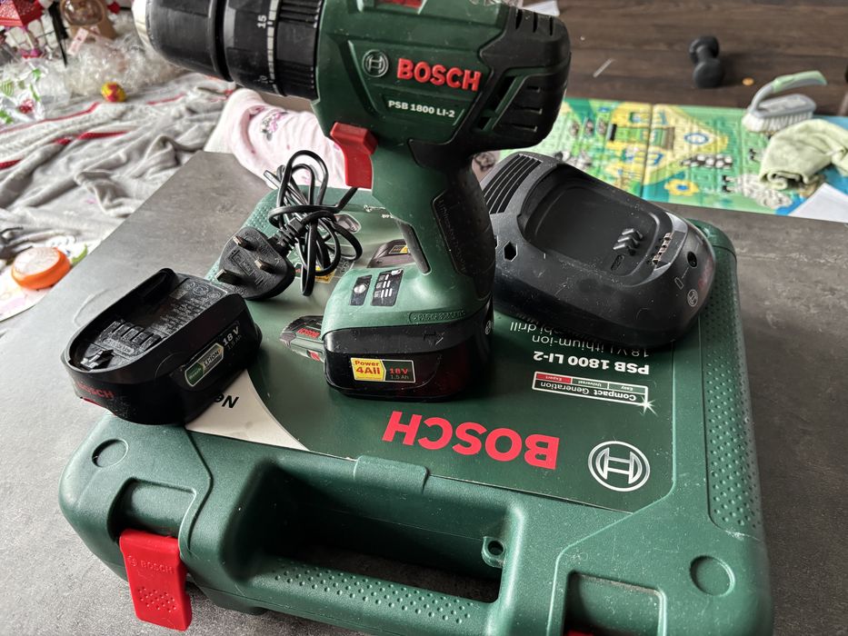 Bormasina Bosch psb 1800 LI-2