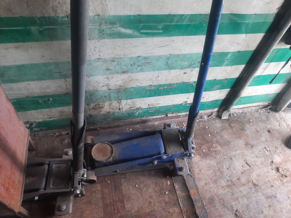 Продам шиномонтаж