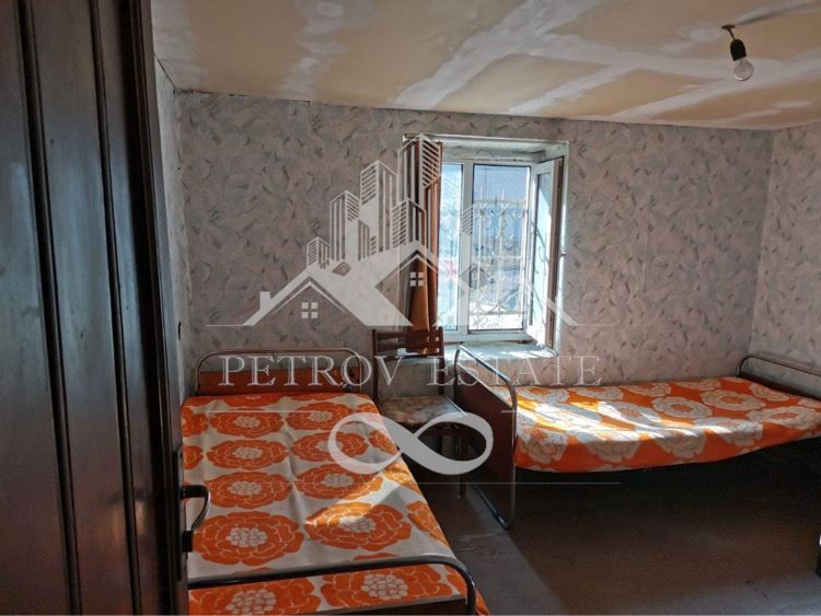 Велинград, етаж от къща в идеален център