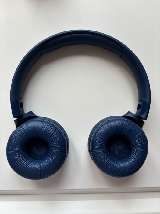 Наушники JBL 520BT