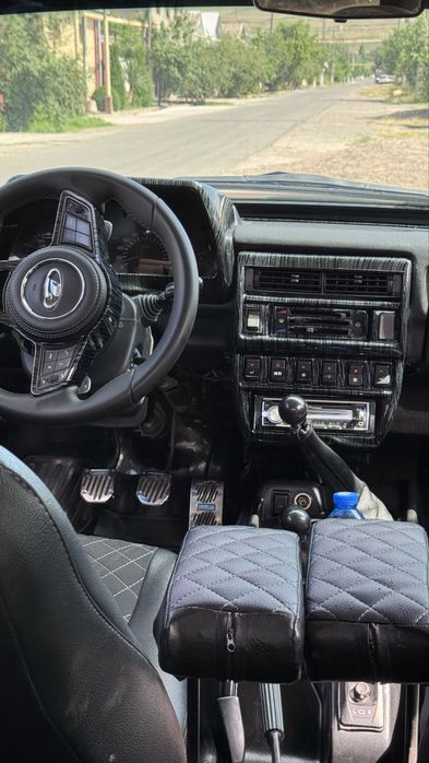 Лада Нива сотилади. Озини маторига 1,9 BMW килинган