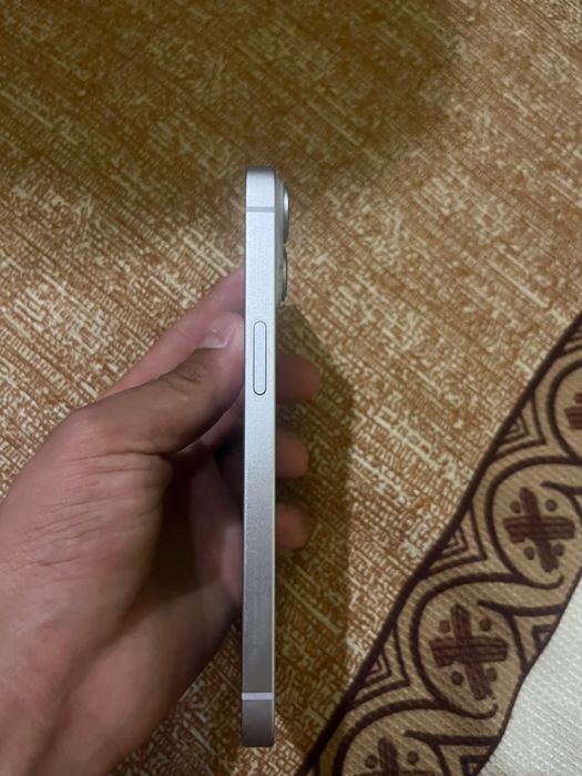 iPhone 14 с горантый
