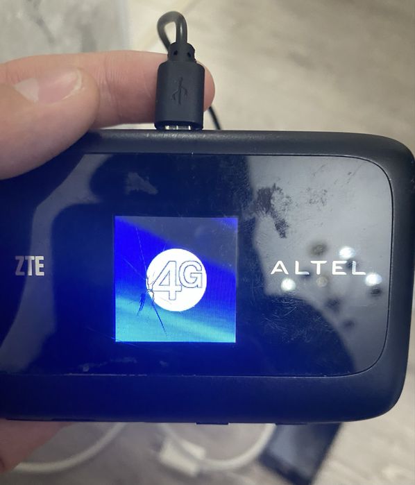 Продам карманный роутер алтел 4G