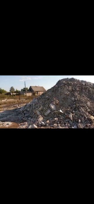 Отдам даром строительный мусор гипс
