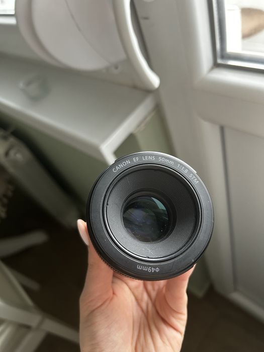 Canon EOS 2000D + 50mm lens  f/1.8 STM