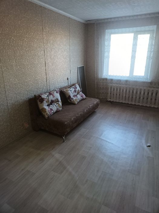 Комната в трёх комнатном секции