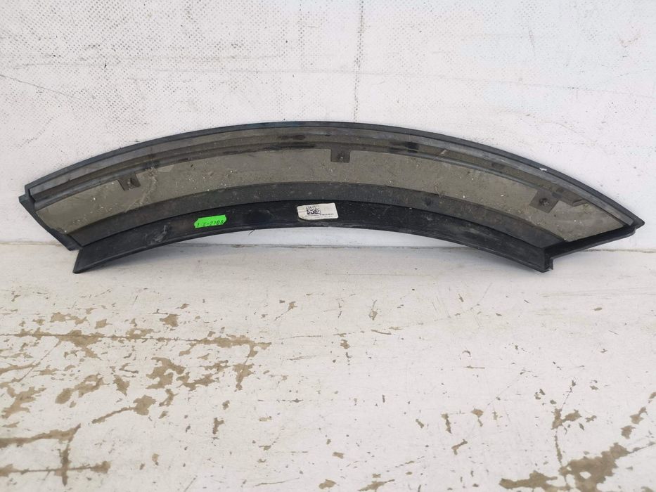 Ауди Кю8 / Audi Q8 1 [ - ] Оригинален заден десен калобран в добро със