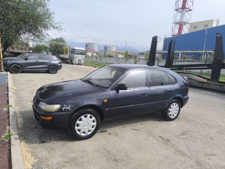 Продам таёту королу