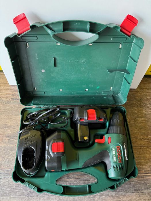Bosch - Masina de gaurit si insurubat - PSR 1200