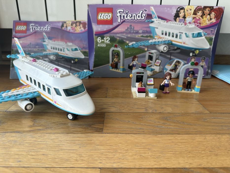 Продам набор Lego Friends