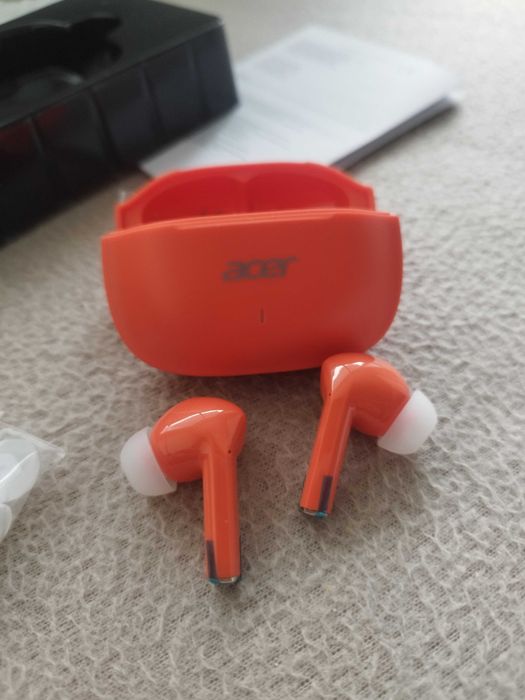 Acer безжични слушалки; earbuds
