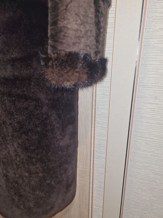 Продам шубу мутон р.52