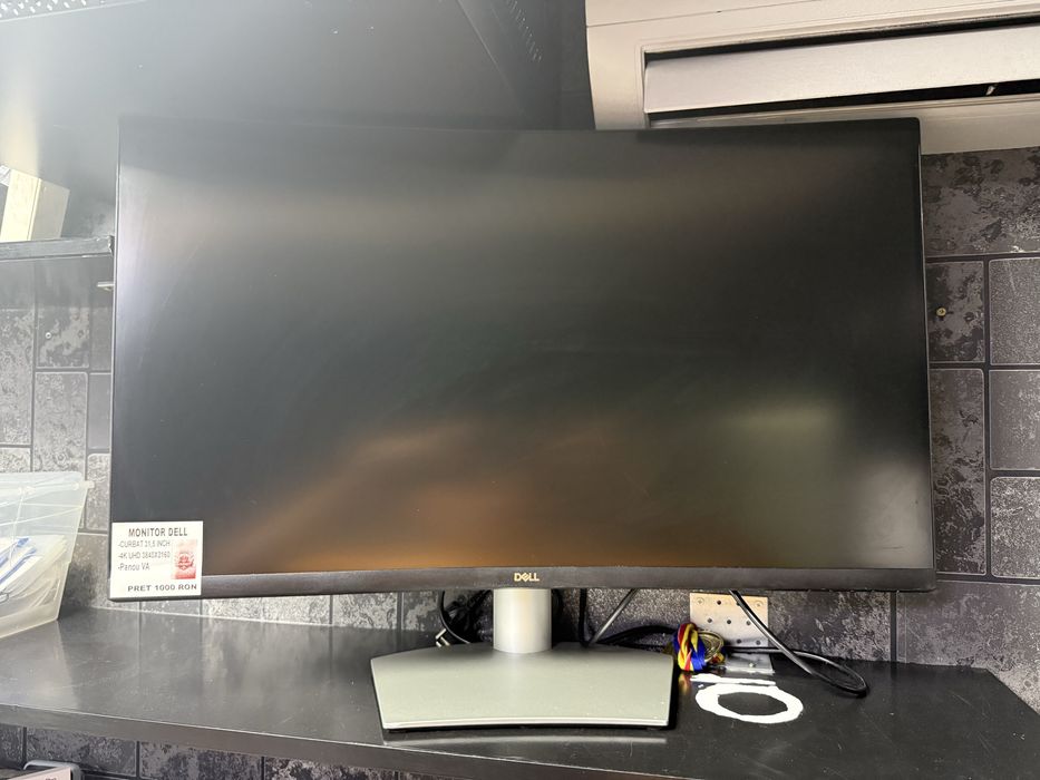 Monitor Dell curbat 4K kingamanet
