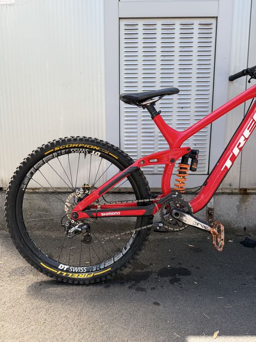 Trek Session 9.9