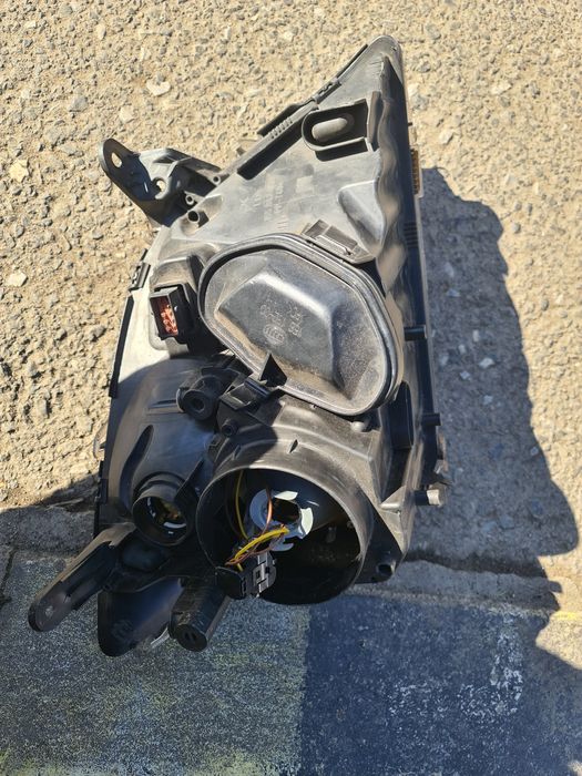 Far Opel Vectra C Hella original volan dreapta