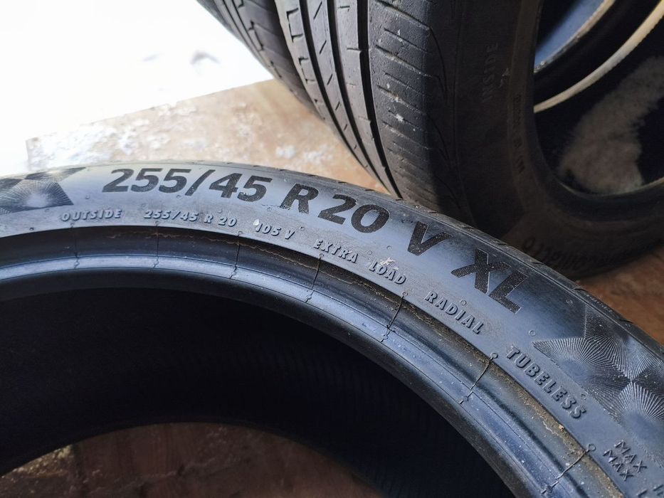 255 45 R20 Комплект 4шт. Continental