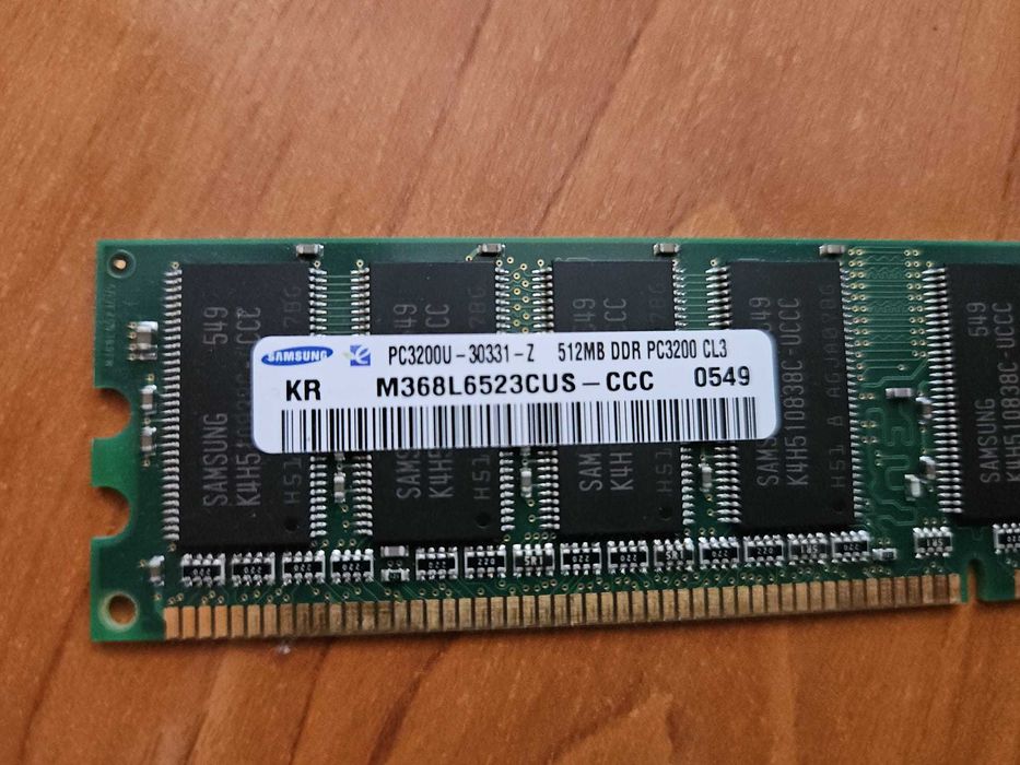 Memorie RAM 1 GB
