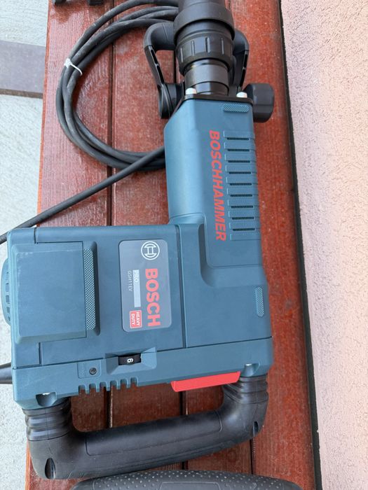 Bosch demolator pe curent
