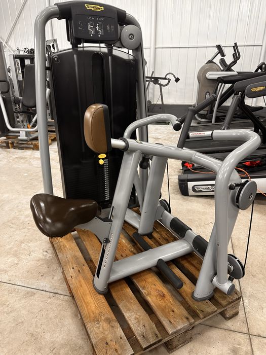 Technogym selection low row - уред за гръб