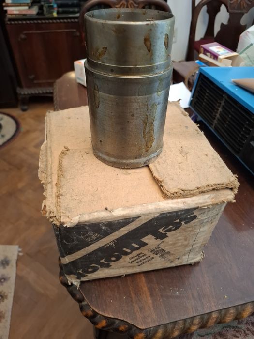 Set 4 pistoane Dacia 1300 / Renault 12 – NOS (noi, vechi de stoc).