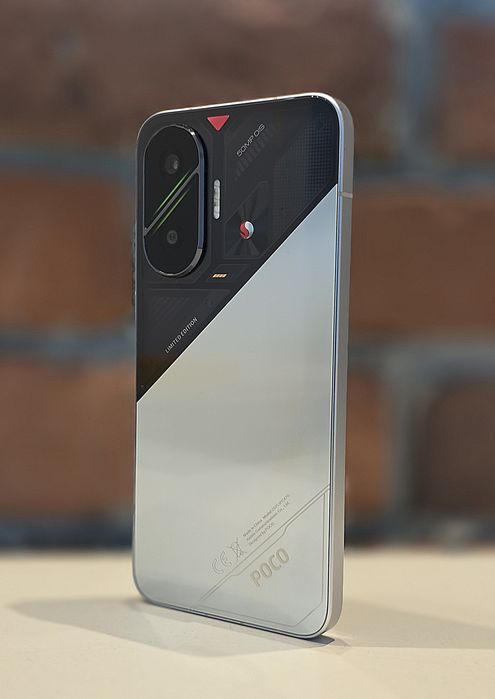 Xiaomi Poco F7 в гаранция!