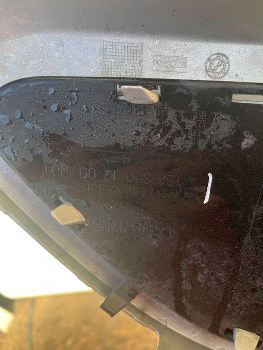 Решетка Mercedes GLA X156