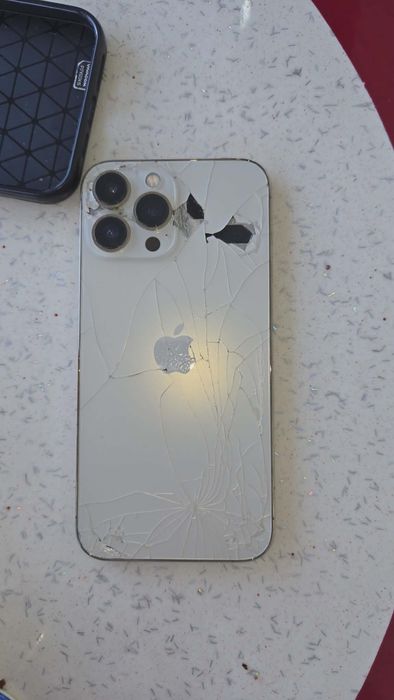 Iphone 13 pro max 128GB със забележки!!!