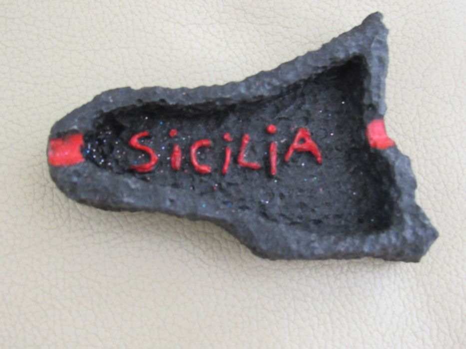 Пепелник от лава от вулкана Етна, Сицилия, Италия