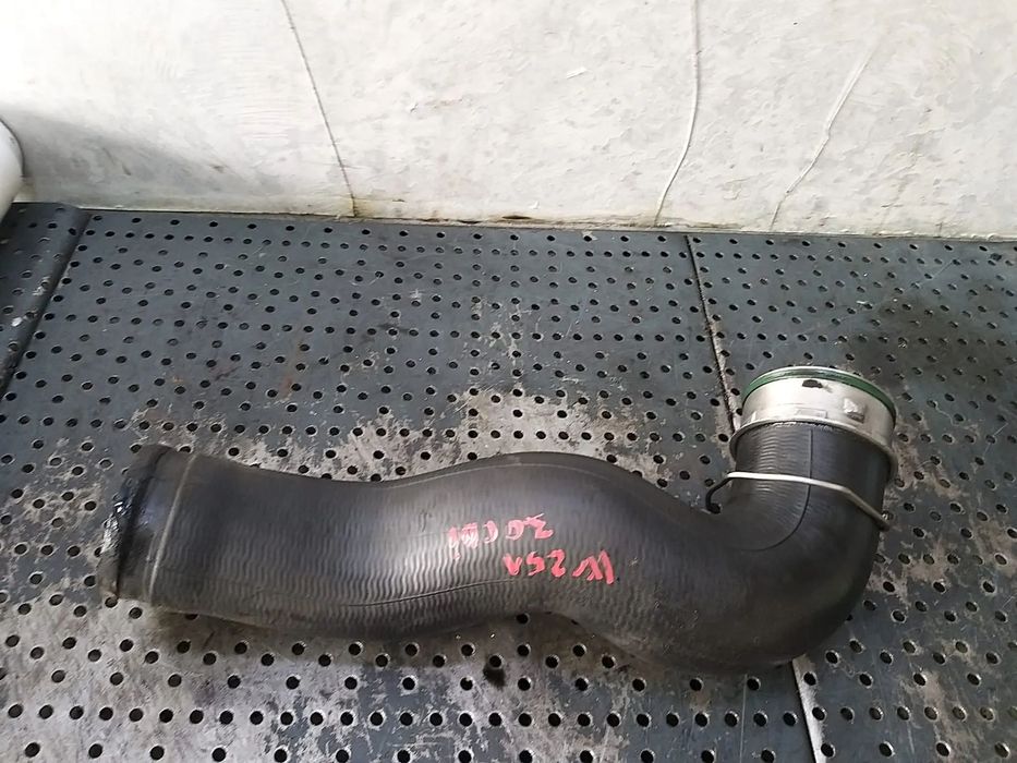 Furtun tub intercooler 3.0 cdi mercedes r class w251 a2515280382