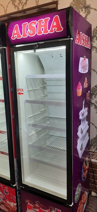 Холодилник витрина самодельный для напитков для малочни для десертов