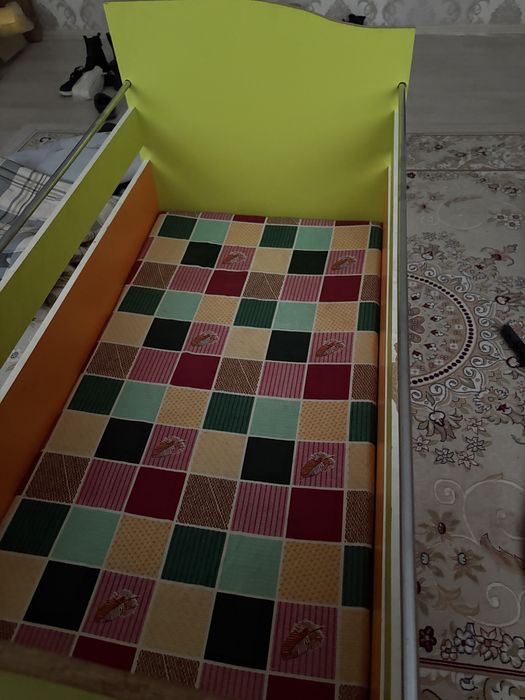 Детский  кровать срочно