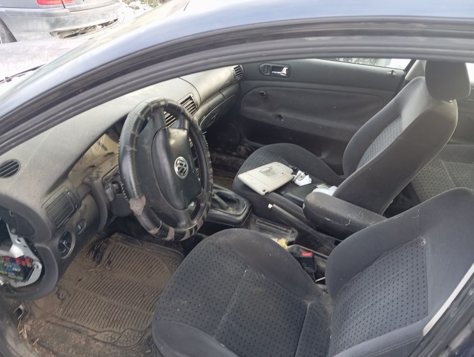 Продавам Пасат Б5 1.6 101 На Части