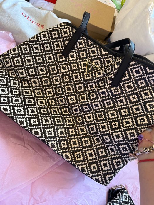 Дамски чанти оригинални guess и още