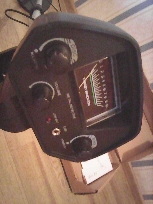 Продам металлоискатель MD 4030